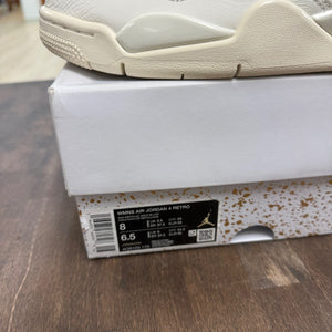 Jordan 4 Retro Metallic Gold (Women's) - Image 3