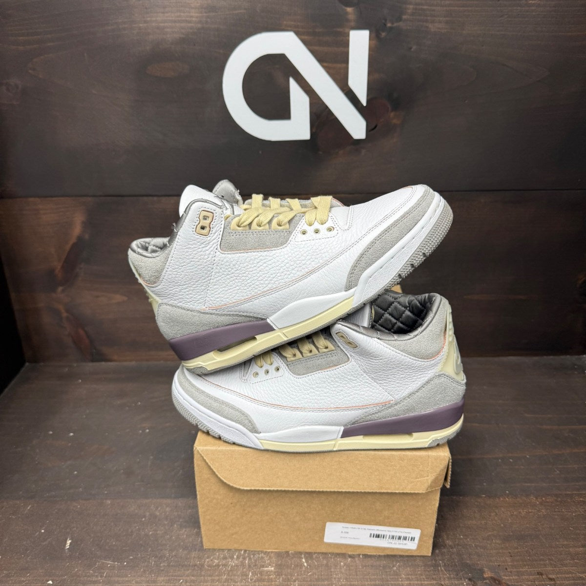 Jordan 3 Retro SP A Ma Maniére (Women's) Size 8.5W (Pre-Owned) - front