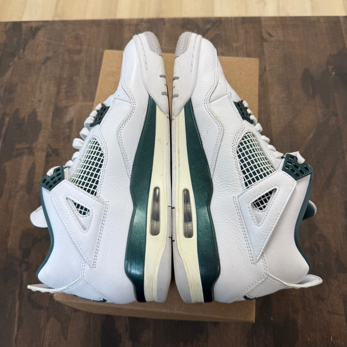 Jordan 4 Retro Oxidized Green Size 10 (Pre-Owned) - Image 4