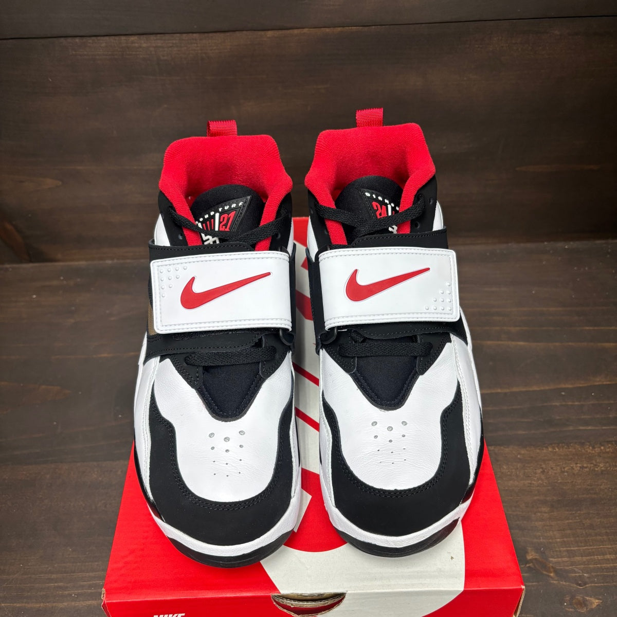 Nike Air Diamond Turf 49ers (2025) - Image 3