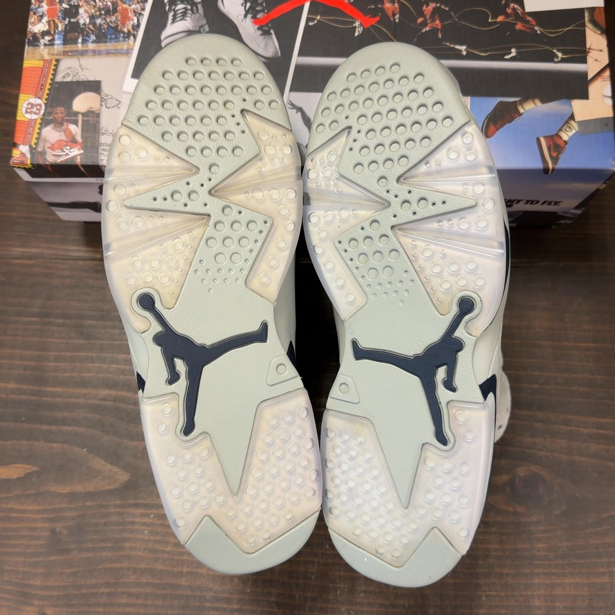 Jordan 6 Retro Georgetown (2022) Size 8.5 (Pre-Owned) - aux