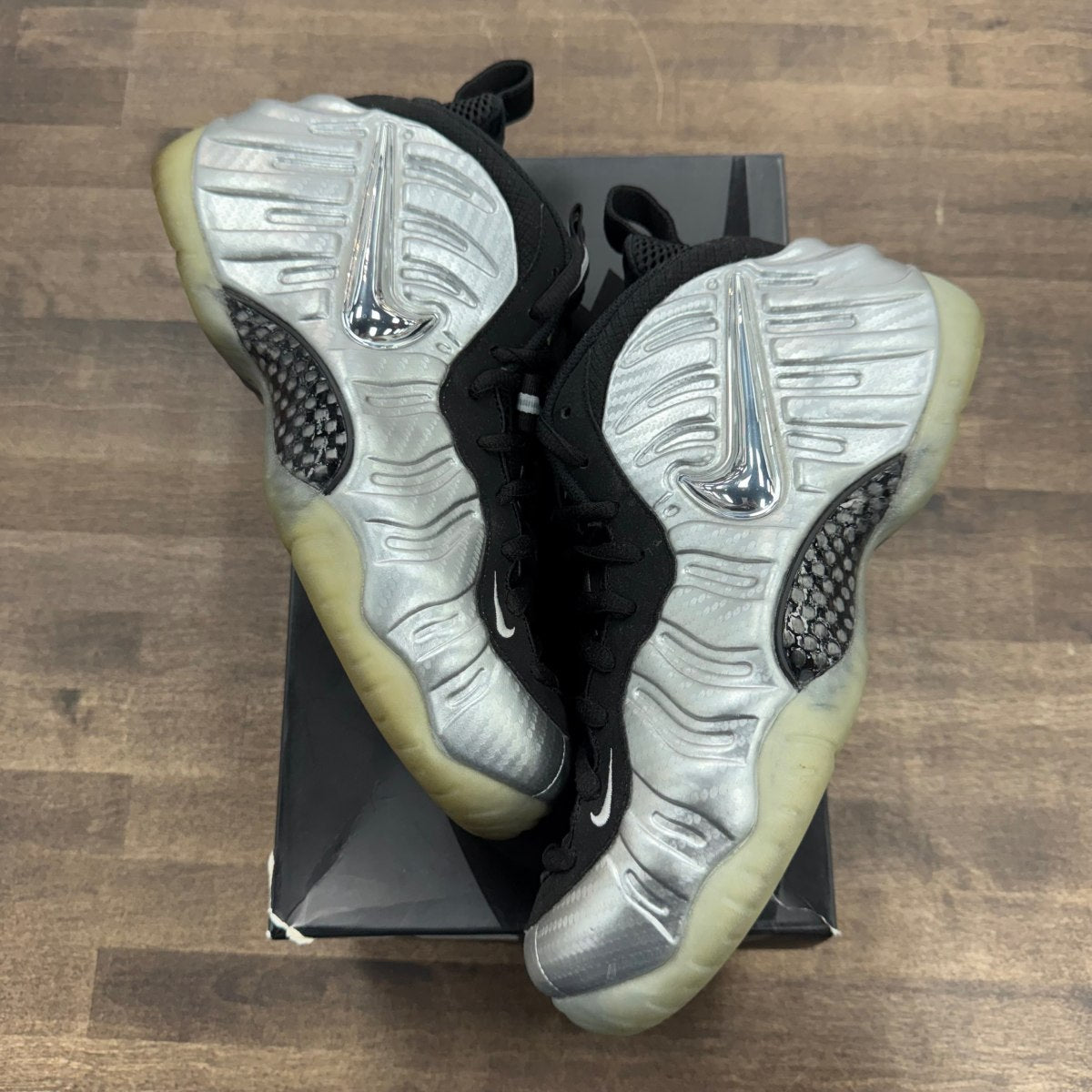 Nike Air Foamposite Pro Silver Surfer - Image 1
