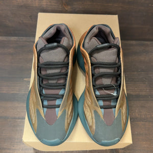 adidas Yeezy 700 V3 Copper Fade Size 6 (Pre-Owned) - Image 3
