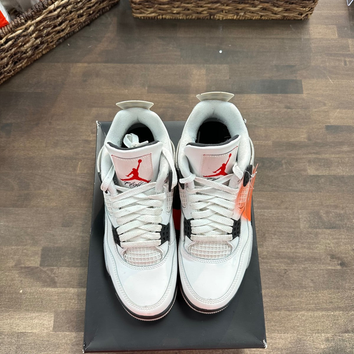 Jordan 4 Retro White Cement (2025) Size 8 (Moderately Worn Pre-Owned) - Image 2