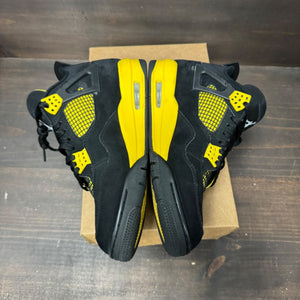 Jordan 4 Retro Thunder (2023) Size 11 (Pre-Owned) - Image 4
