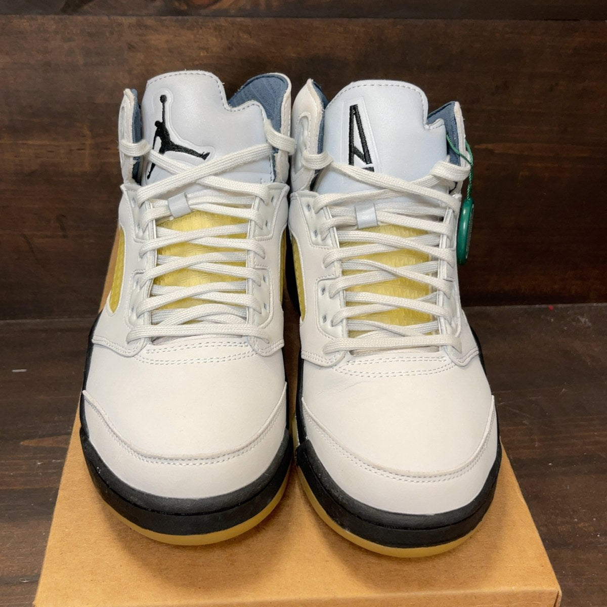 Jordan 5 Retro A Ma Maniére Dawn (Women's) Size 10.5W - Image 3