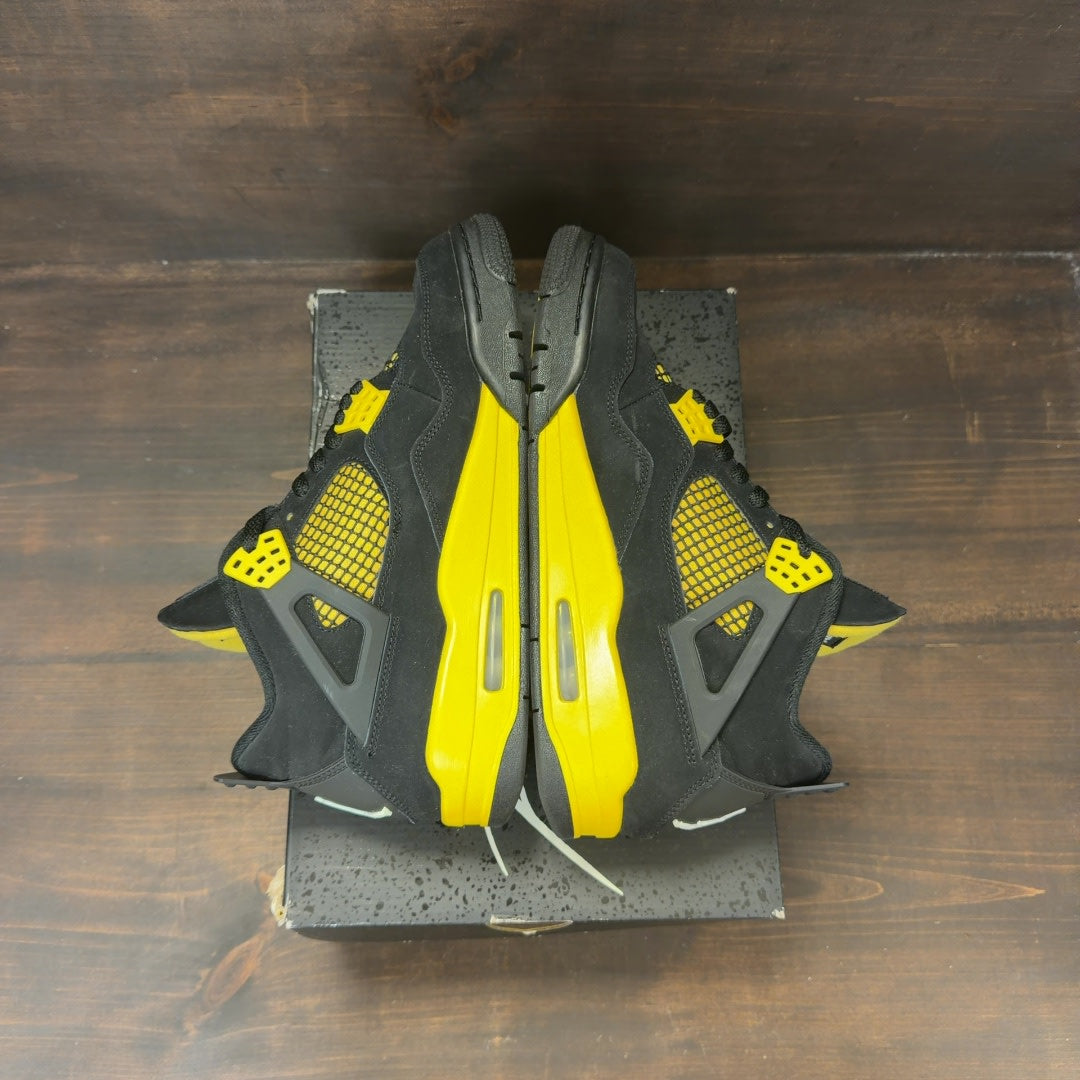Jordan 4 Retro Thunder (2023) - Image 5