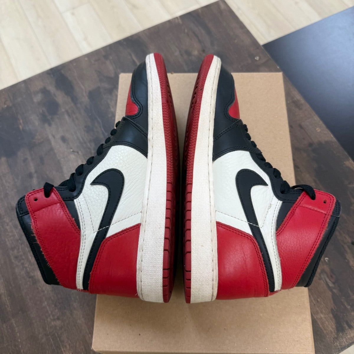 Jordan 1 Retro High Bred Toe (GS) Size 7Y (Pre-Owned) - Image 4