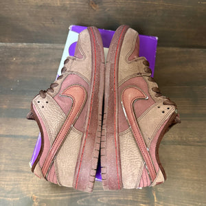 Nike SB Dunk Low City of Love Burgundy Crush - Image 5