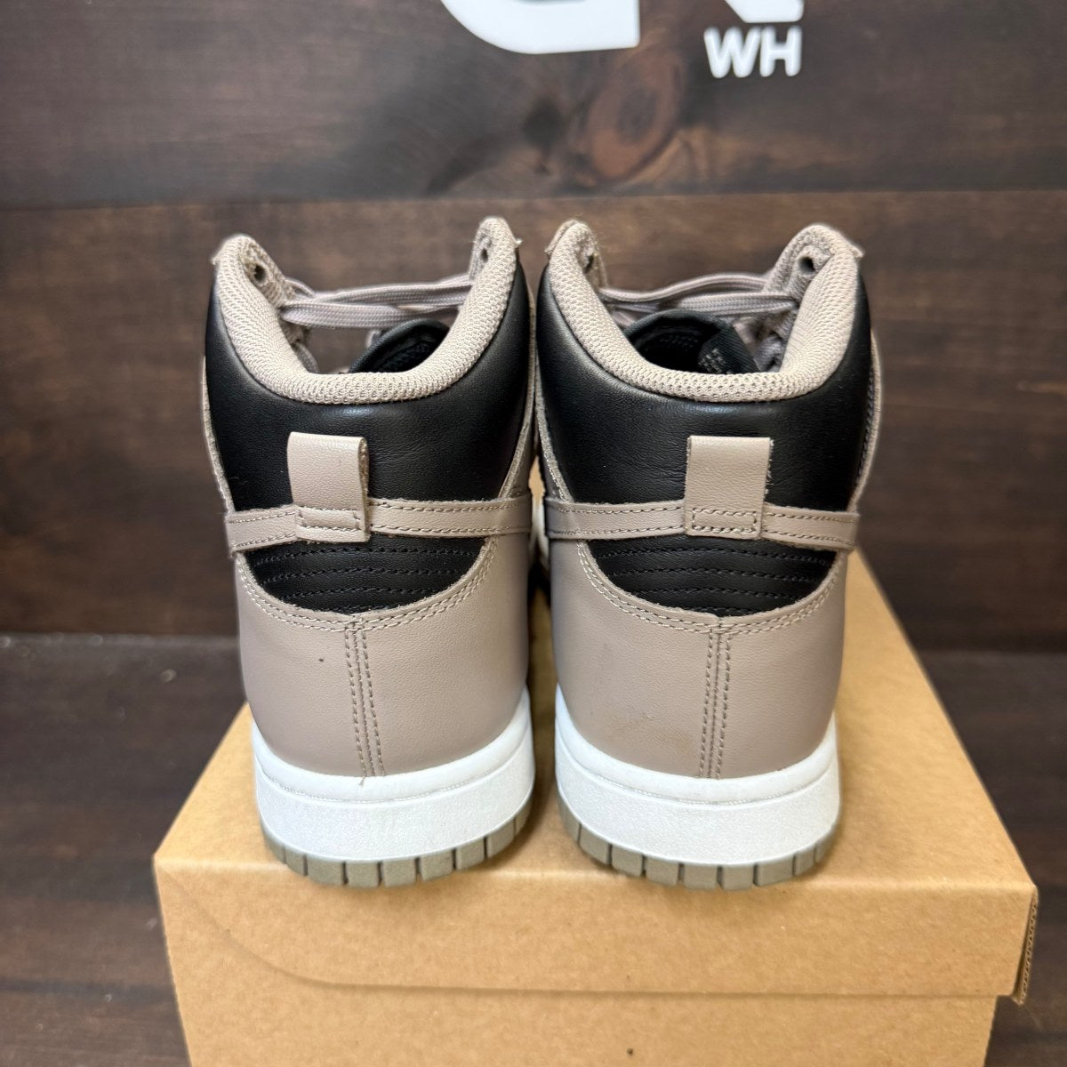 Nike Dunk High Moon Fossil (Women's) Size 8W (Pre-Owned) - Image 3