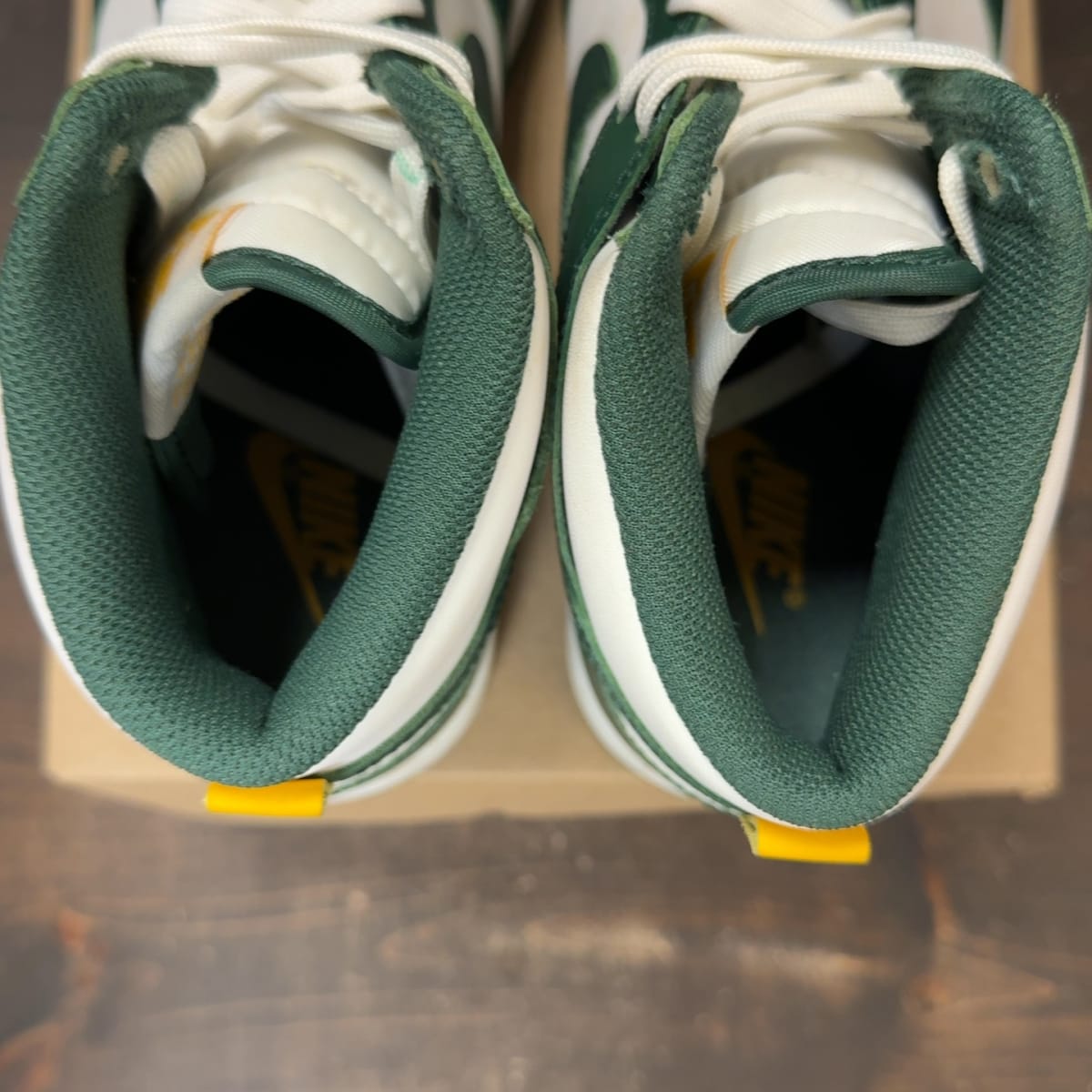 Nike Dunk High Australia Size 8.5 (Pre-Owned) - aux
