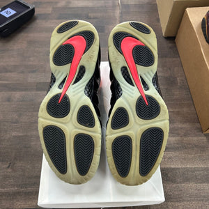 Nike Air Foamposite Pro Yeezy Size 11.5 (Pre-Owned) - Image 5