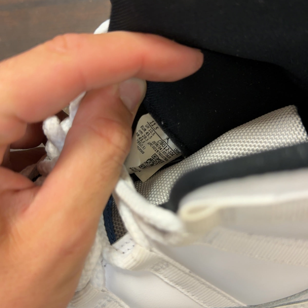 Jordan 11 Retro Legend Blue (2024) - Image 7