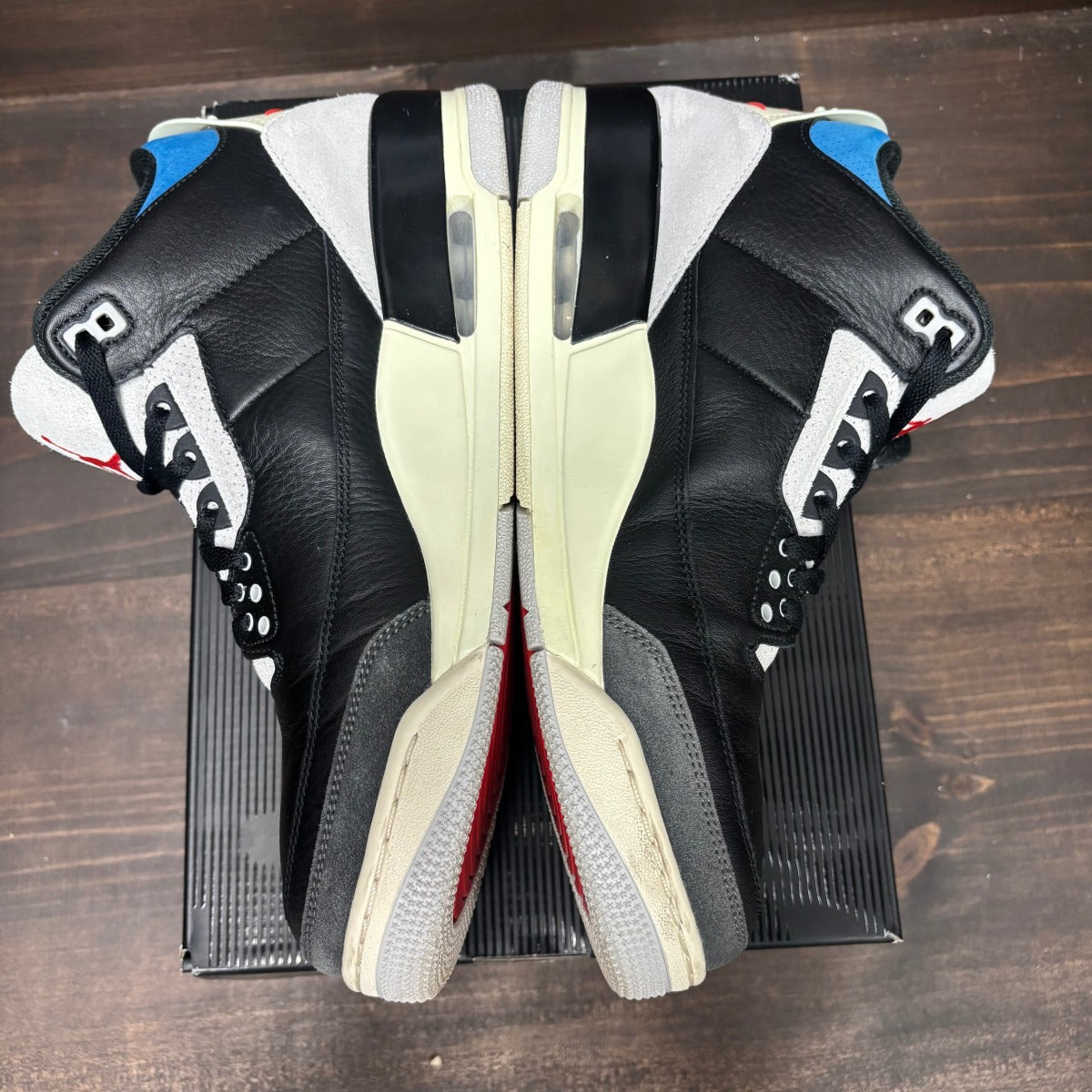 Jordan 3 Retro OG Rare Air - Image 7
