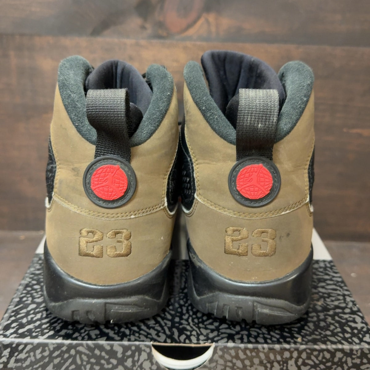 Jordan 9 Retro Olive (2012) Size 9.5 (Pre-Owned) - aux