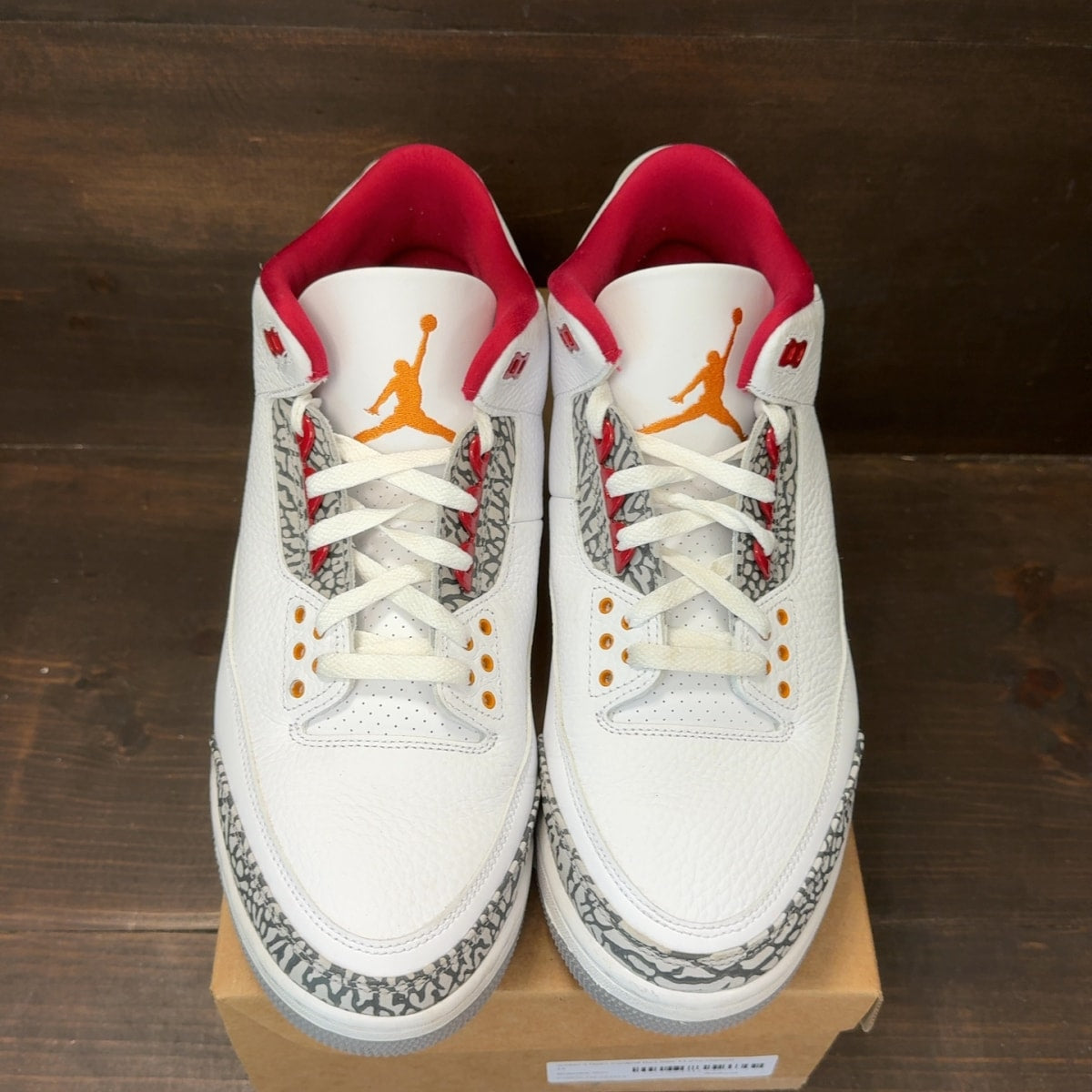 Jordan 3 Retro Cardinal Red Size 13 (Pre-Owned) - Image 3