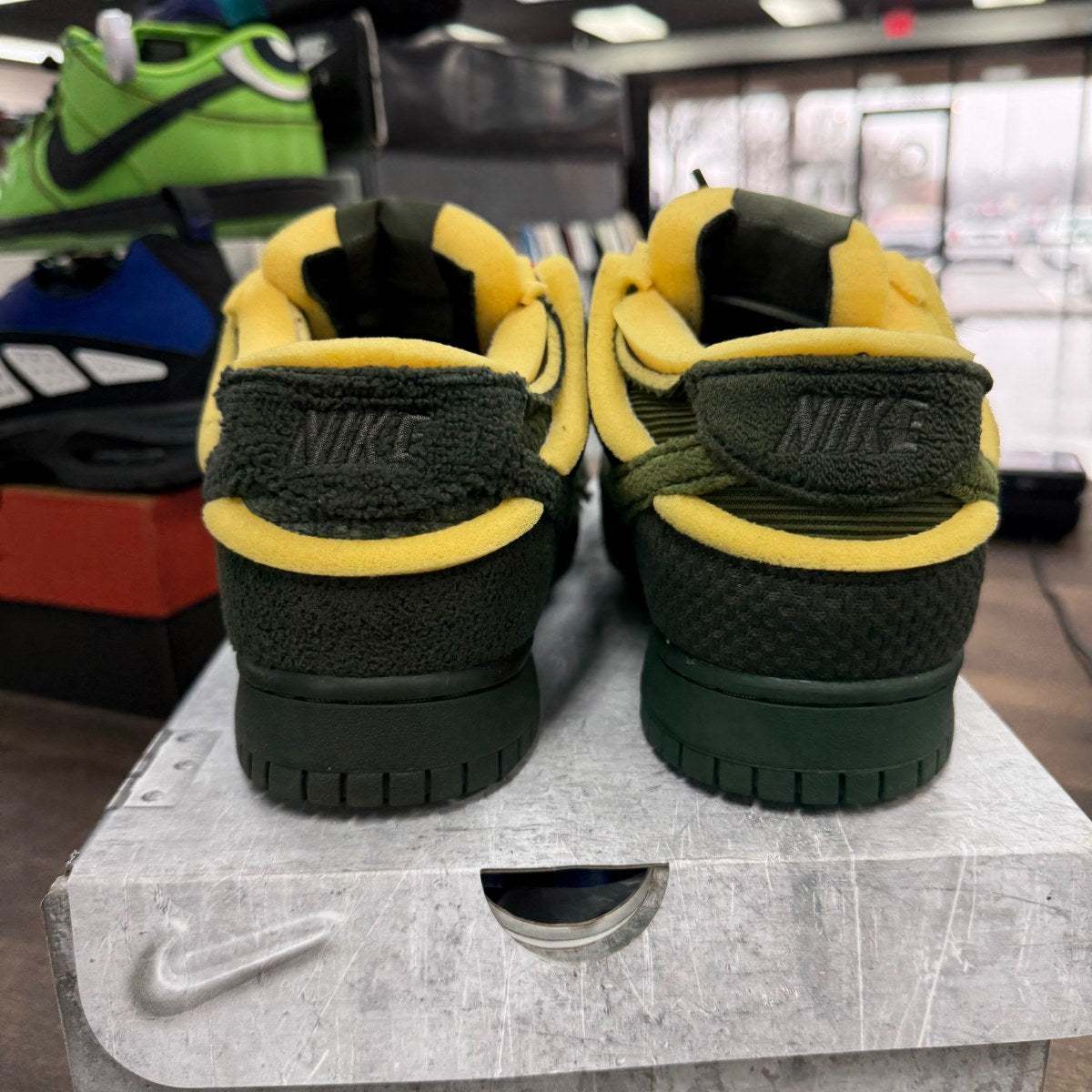 Nike Dunk Low Cactus Plant Flea Market Swamp Sponge Sequoia Size 10.5 (Pre-Owned) - Image 4