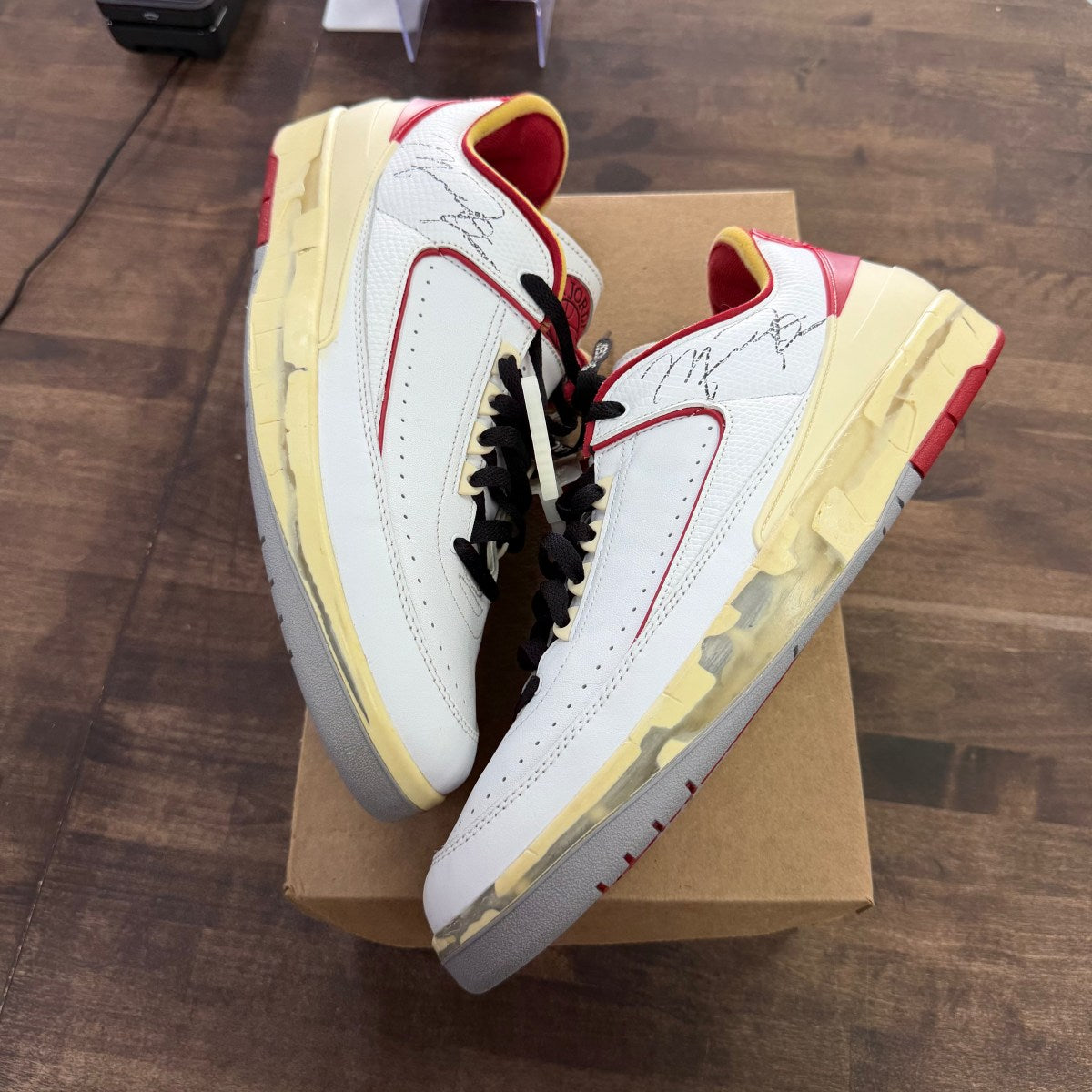 Jordan 2 Retro Low SP Off-White White Red Size 14 (Pre-Owned) - Image 1