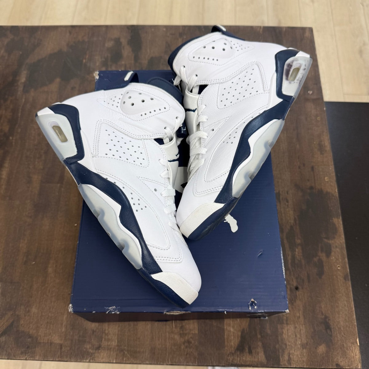 Jordan 6 Retro Midnight Navy (2022) - Image 1
