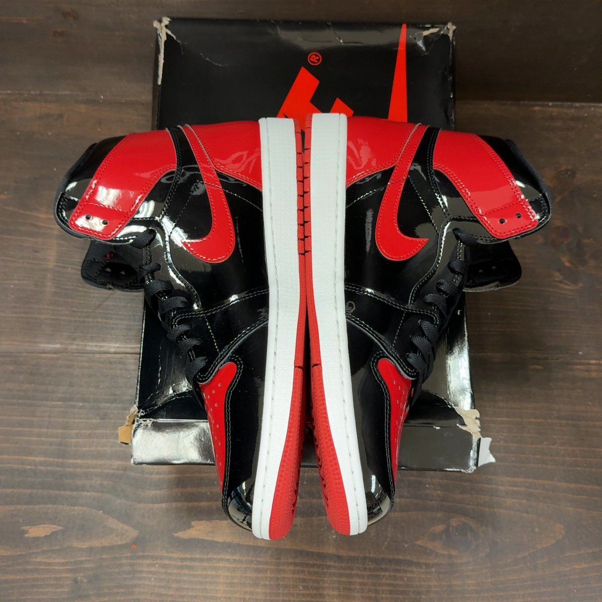 Jordan 1 Retro High OG Patent Bred Size 12.5 (Pre-Owned) - aux