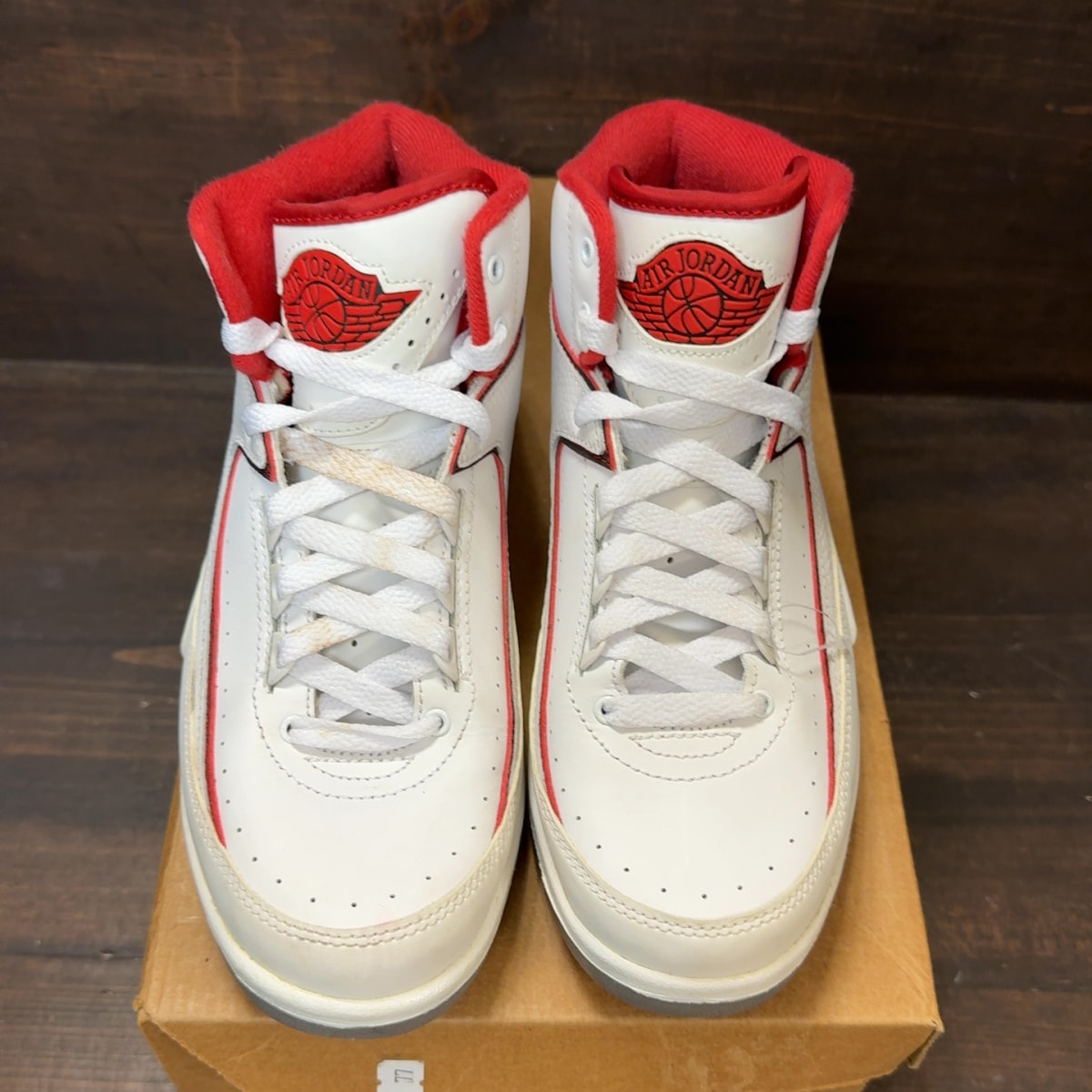 Jordan 2 Retro White Red (2014) (GS) Size 4.5Y (Pre-Owned) - Image 3