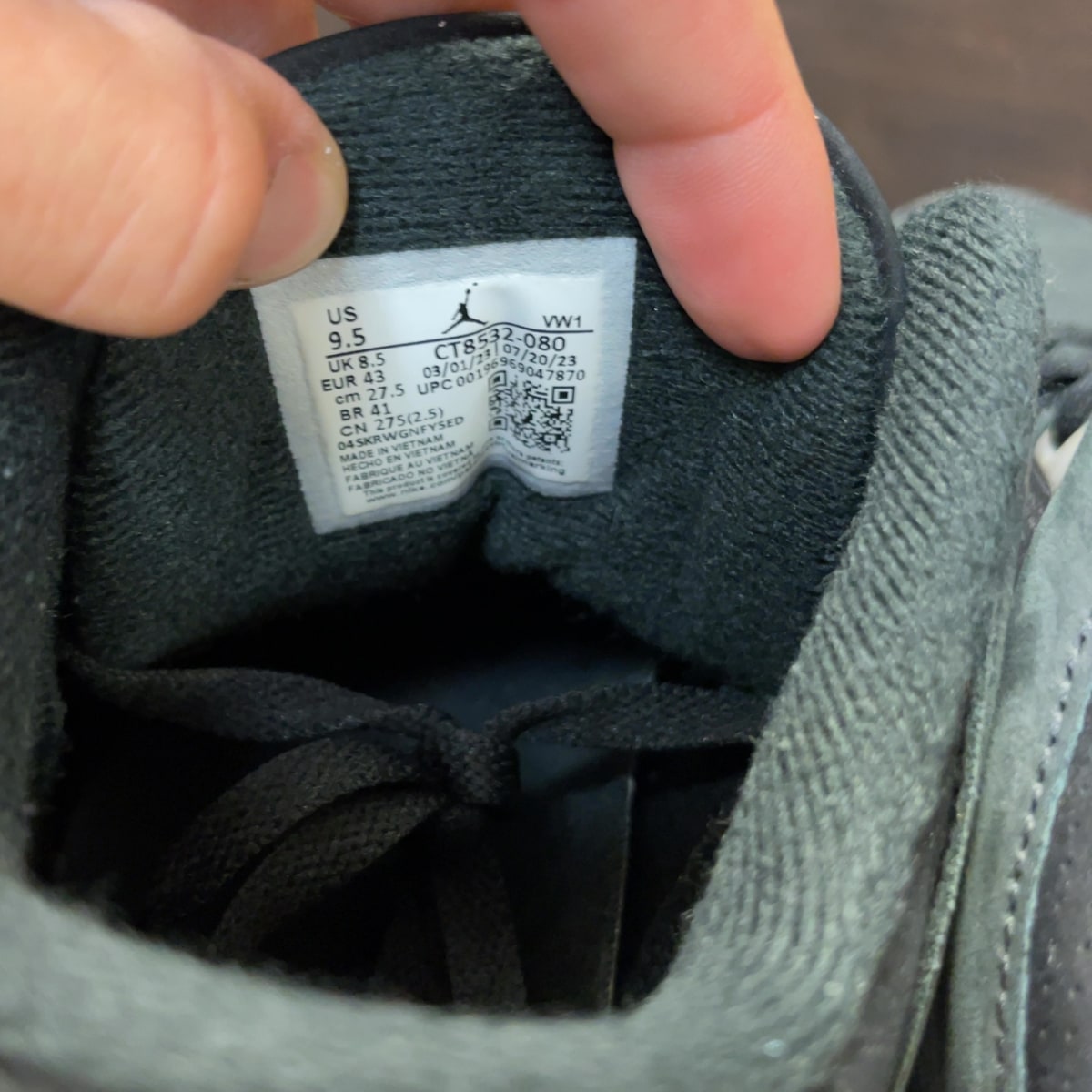 Jordan 3 Retro Fear Pack (2023) Size 9.5 (Pre-Owned) - Image 7