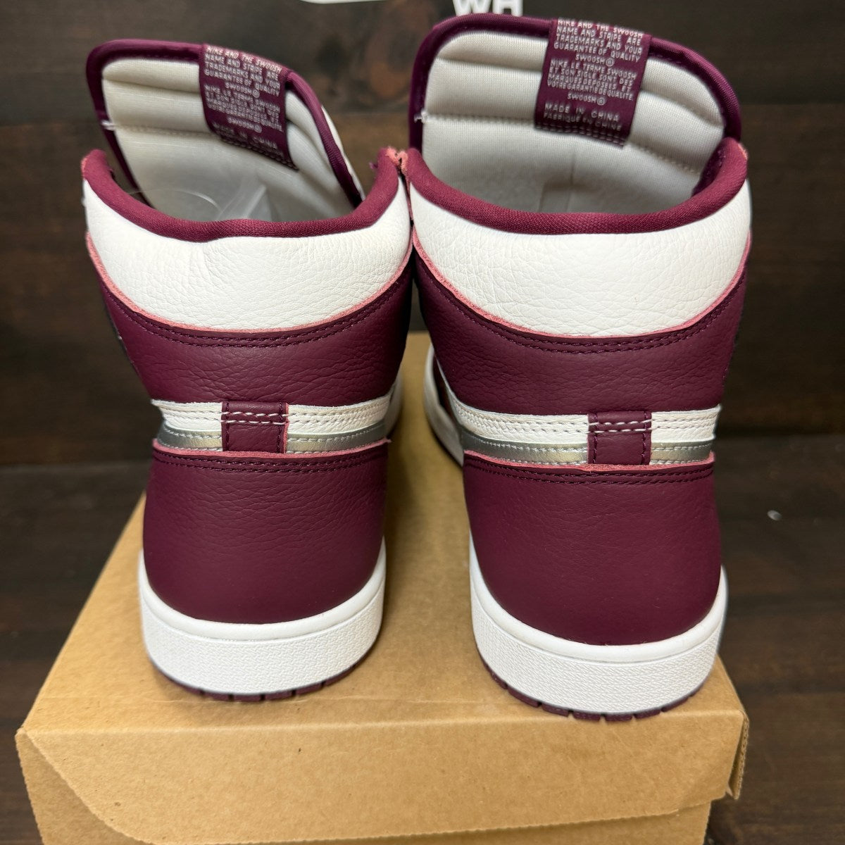 Jordan 1 Retro High OG Bordeaux Size 11 (Pre-Owned) - Image 4