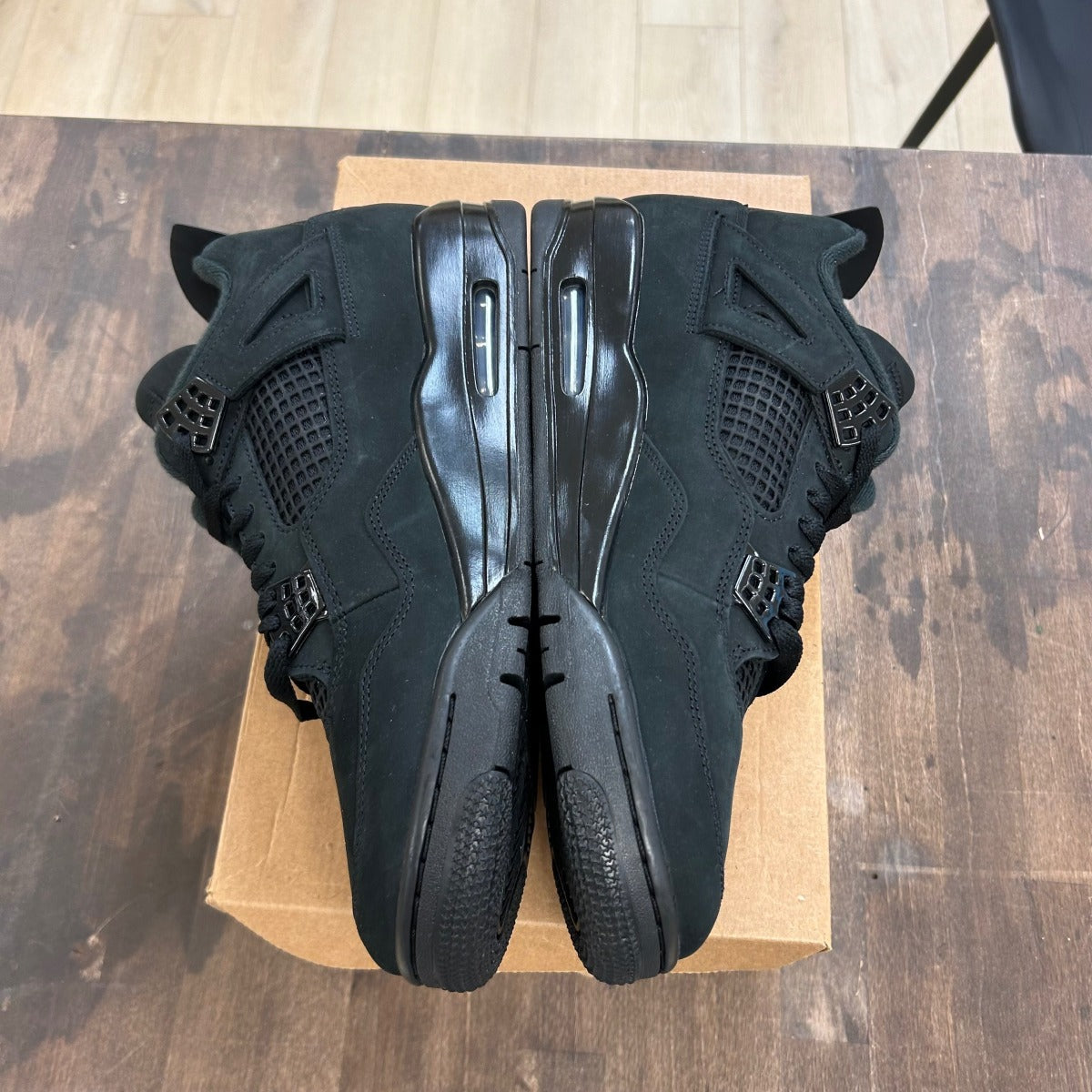 Jordan 4 Retro Black Cat (2025) Size 11 (Pre-Owned) - Image 3