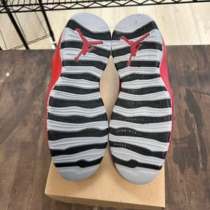 Jordan 10 Retro Bulls Over Broadway Size 11 (Pre-Owned) - Image 10
