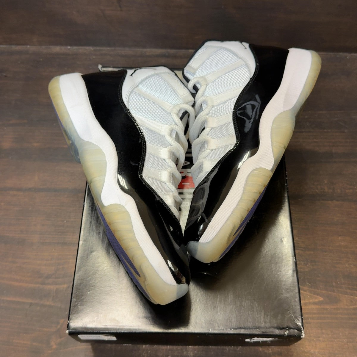 Jordan 11 Retro Concord (2018) - Image 2