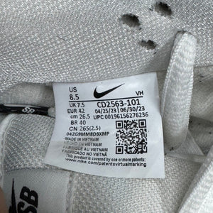 Nike SB Dunk Low Pro White Gum Size 8.5 (Pre-Owned) - aux
