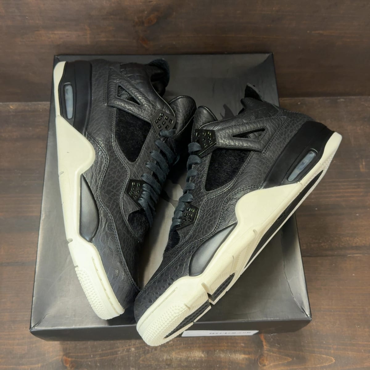 Jordan 4 Retro Pony Hair Black Size 13 (Pre-Owned) - back