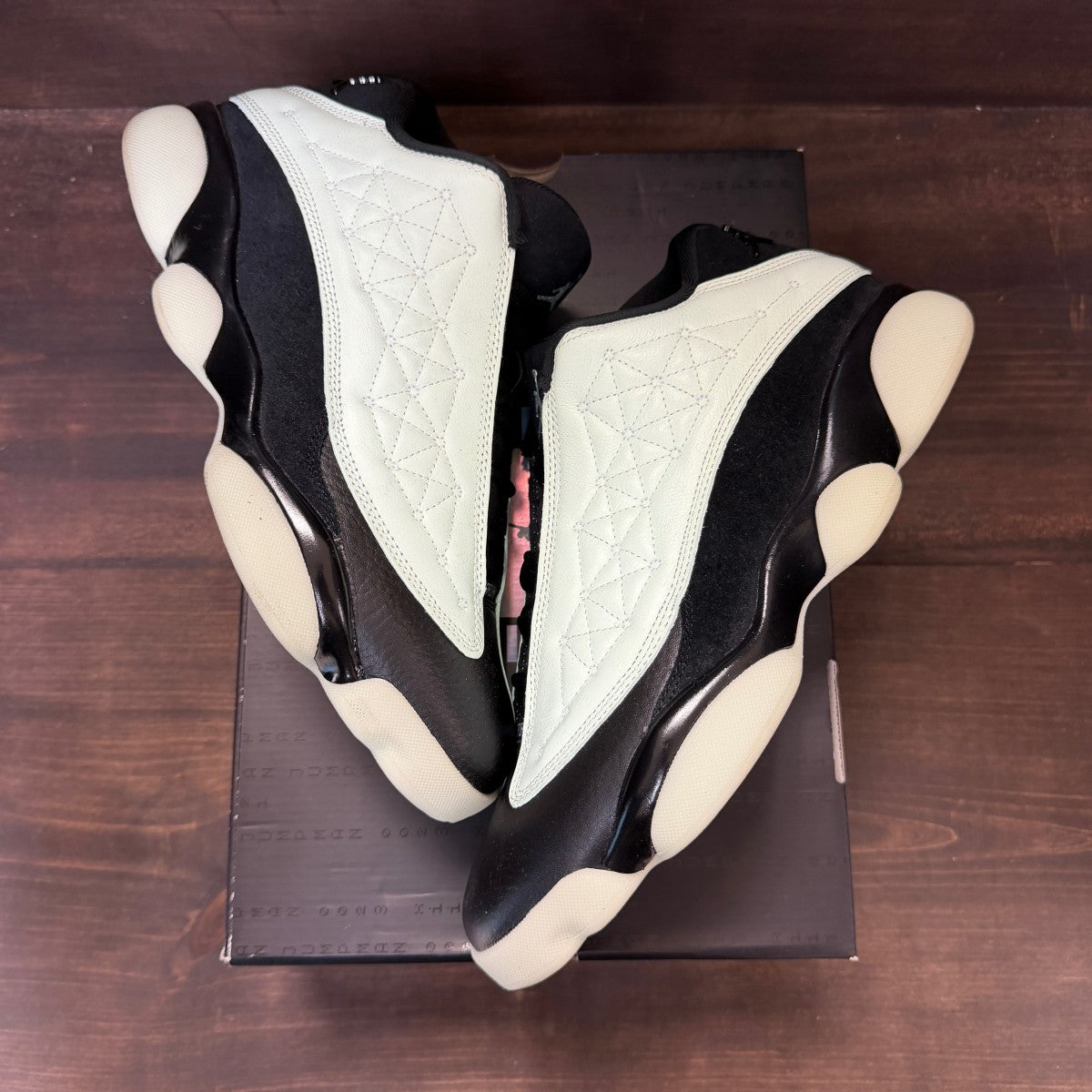 Jordan 13 Retro Low Singles' Day (2021) - Image 2