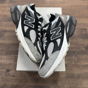 New Balance 990v3 MiUSA DTLR GR3YSCALE - Image 1