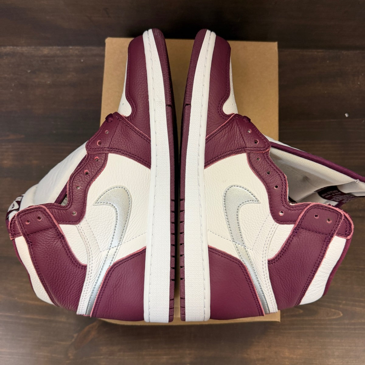 Jordan 1 Retro High OG Bordeaux Size 11 (Pre-Owned) - Image 5