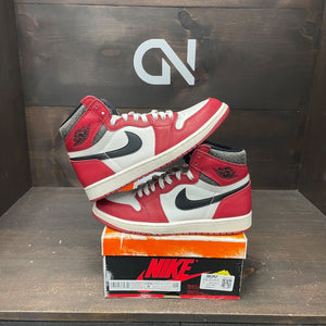Jordan 1 Retro High OG Chicago Lost and Found Size 9 (Pre-Owned) - front