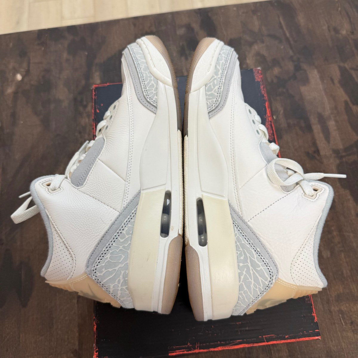 Jordan 3 Retro Craft Ivory Size 9.5 (Pre-Owned) - Image 4