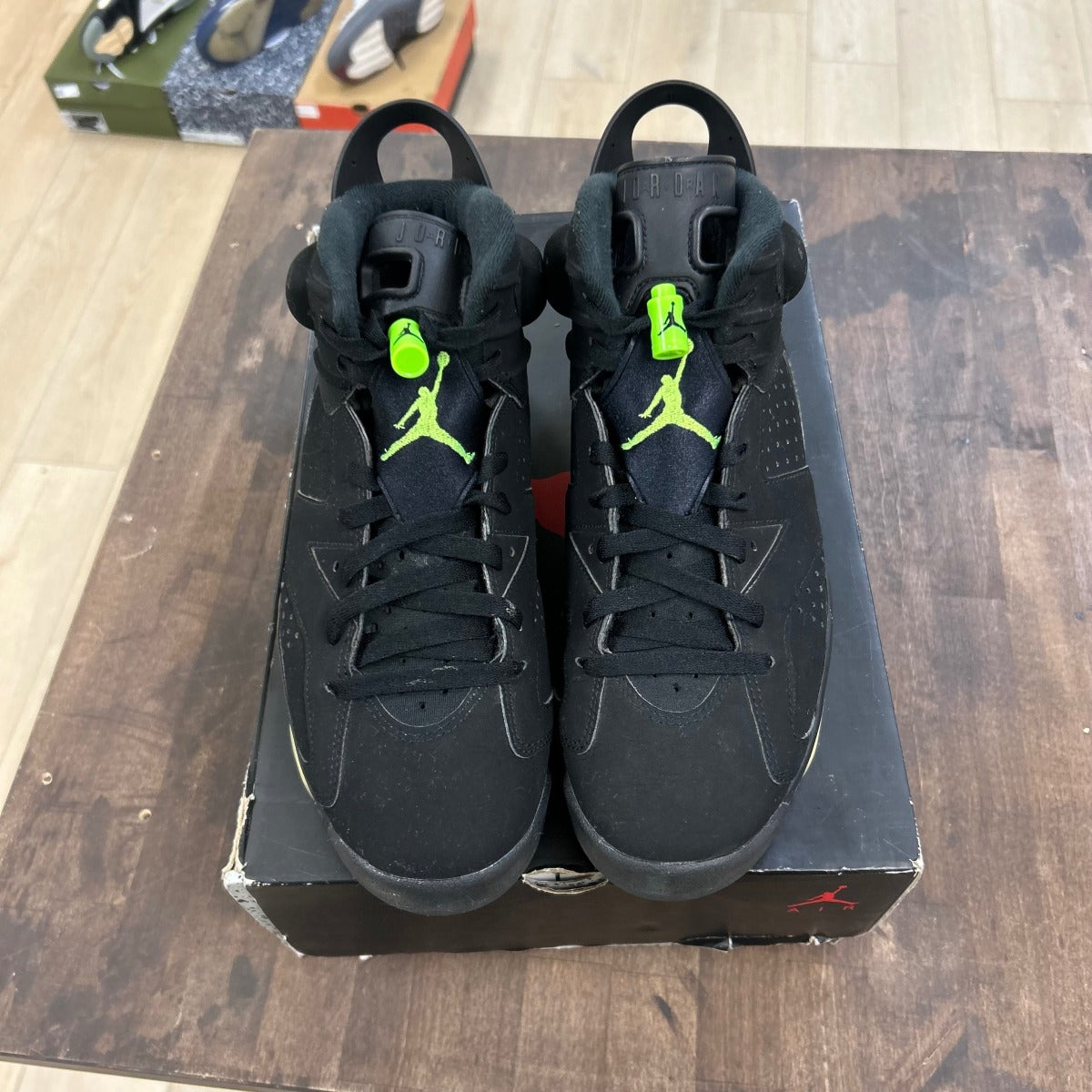 Jordan 6 Retro Electric Green - Image 2