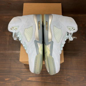Jordan 5 Retro Bluebird (Women's) Size 12W (Pre-Owned) - Image 4
