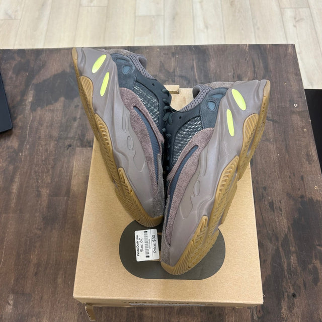 adidas Yeezy Boost 700 Mauve - Image 1