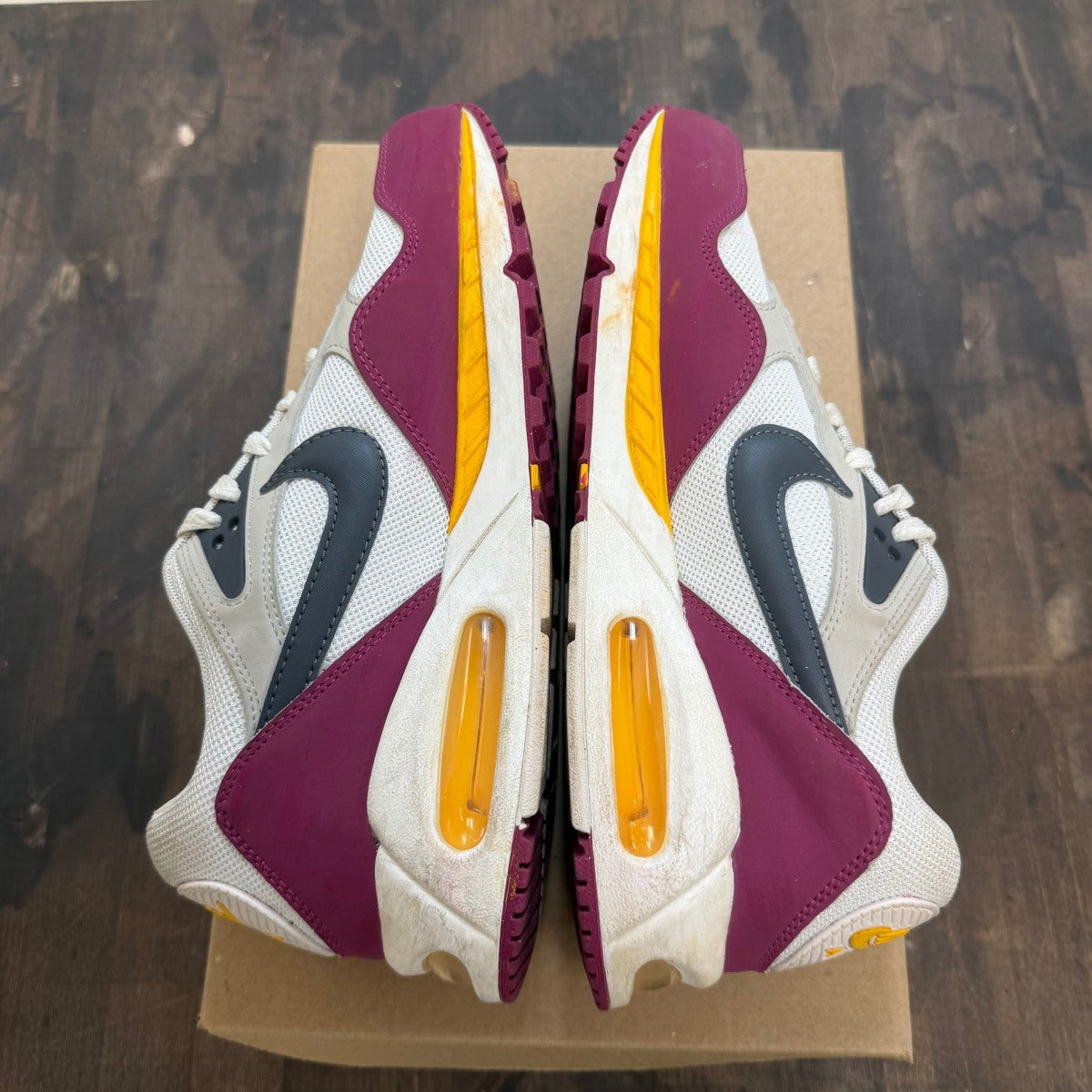 White Rave Pink Nike Air Max Correlate Size 10W (Pre-Owned) - Image 4