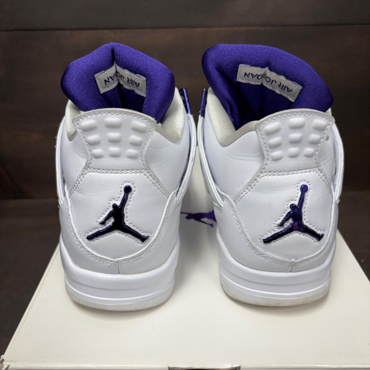 Jordan 4 Retro Metallic Purple Size 8 (Pre-Owned) - sole