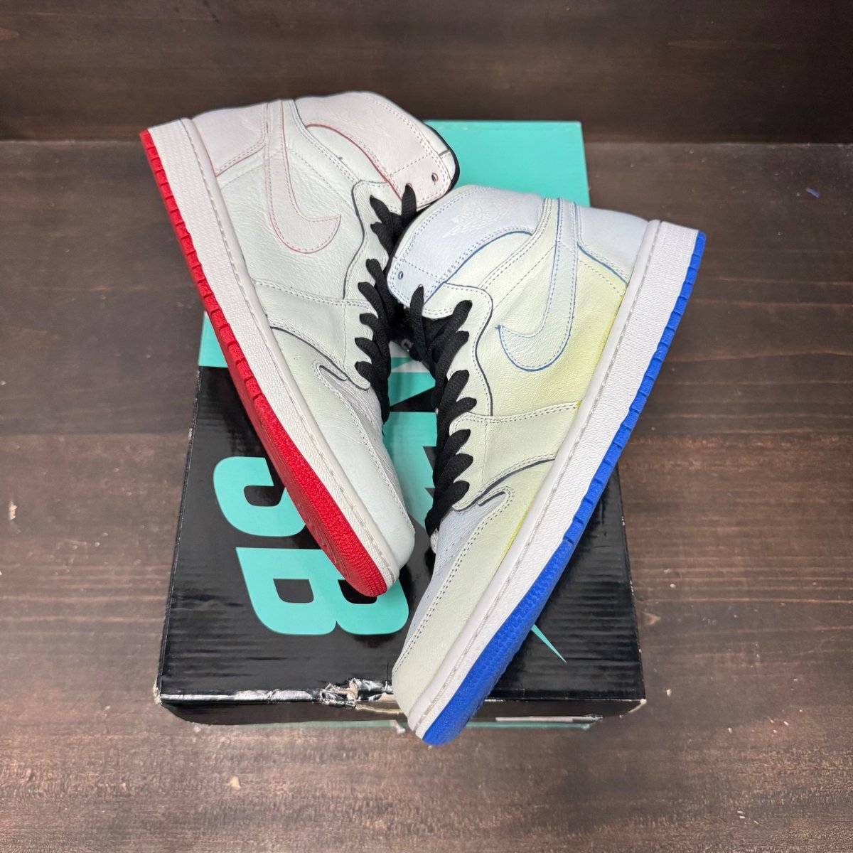 Jordan 1 SB Lance Mountain White Size 11 (Pre-Owned) - back