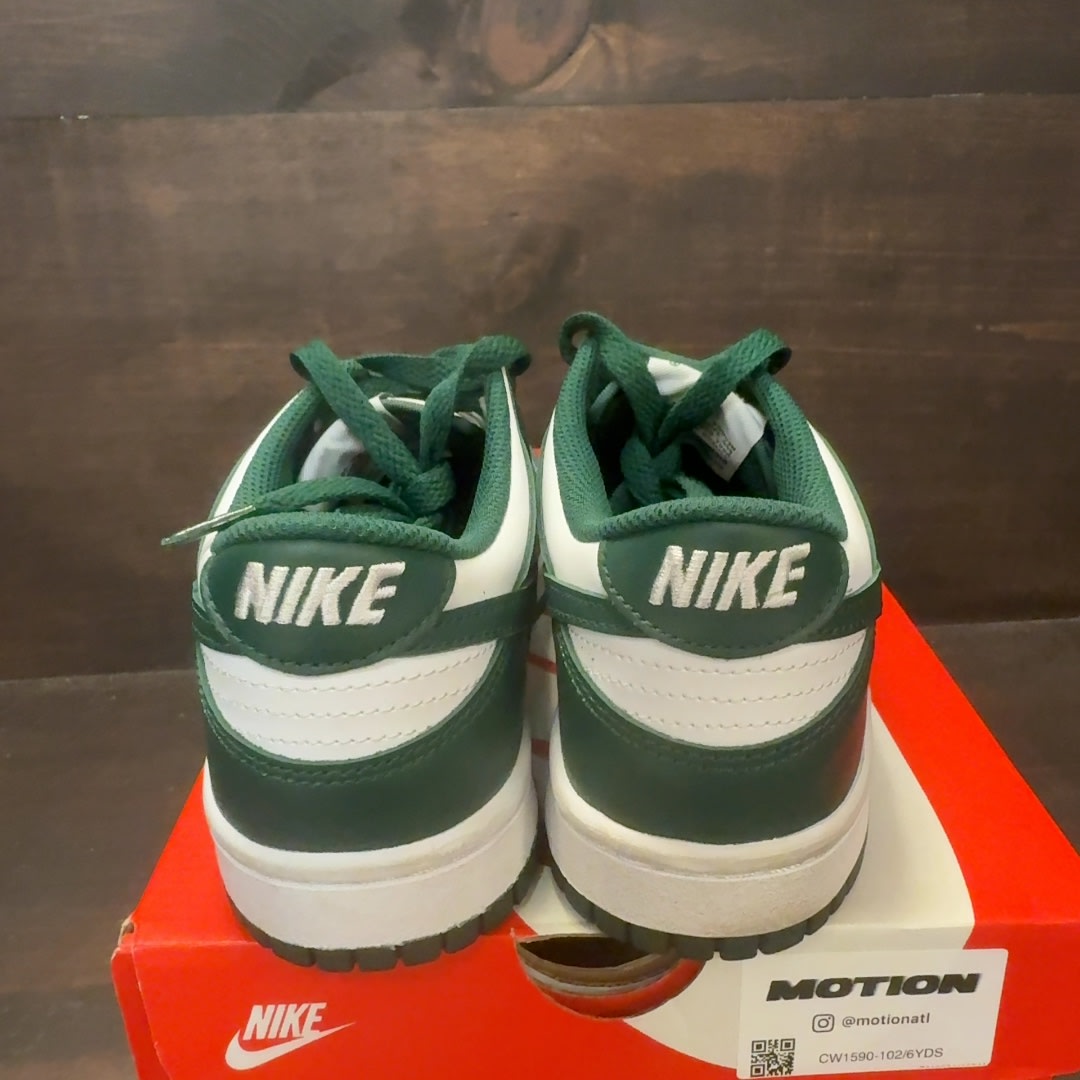 Nike Dunk Low Michigan State (GS) - Image 5