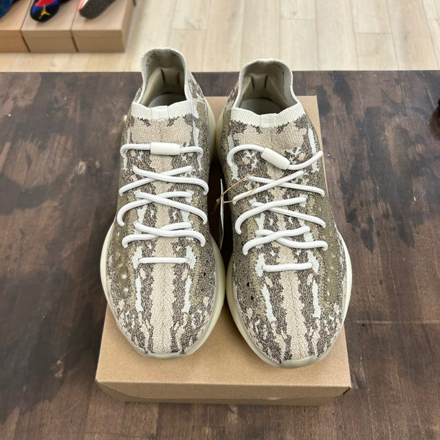 adidas Yeezy Boost 380 Pyrite Size 11 (Pre-Owned) - Image 2