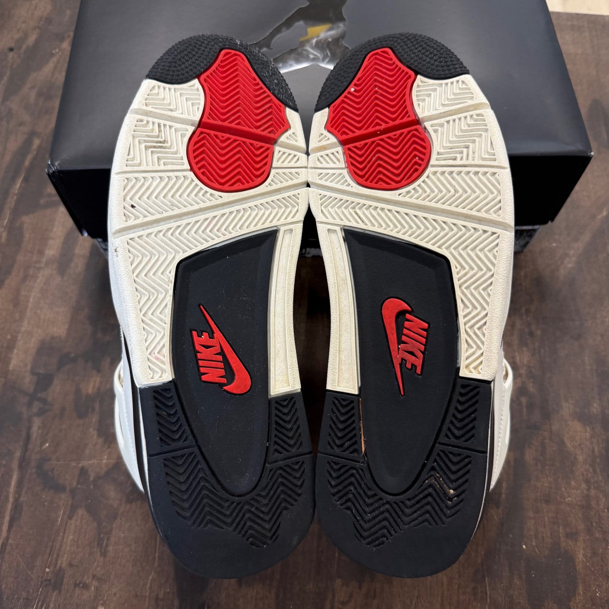 Jordan 4 Retro OG Flight Club - Image 6