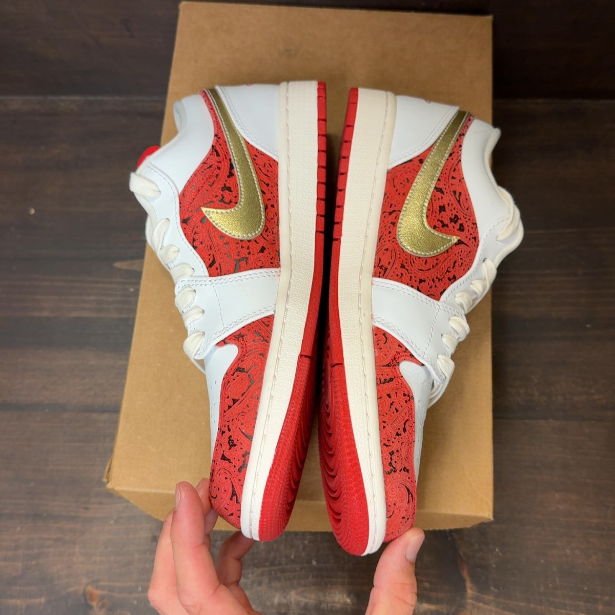 Jordan 1 Low Spades Size 8 (Pre-Owned) - Image 4