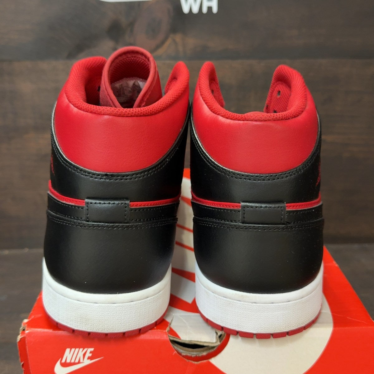 Jordan 1 Mid Reverse Bred (2021) Size 15 (Pre-Owned) - aux
