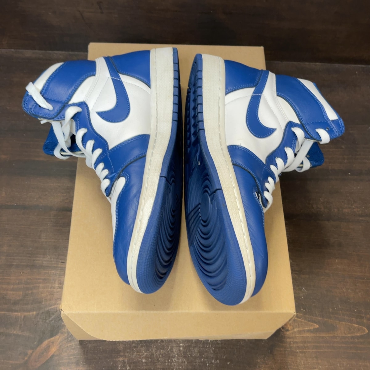 Jordan 1 Retro Storm Blue Size 9.5 (Pre-Owned) - Image 4
