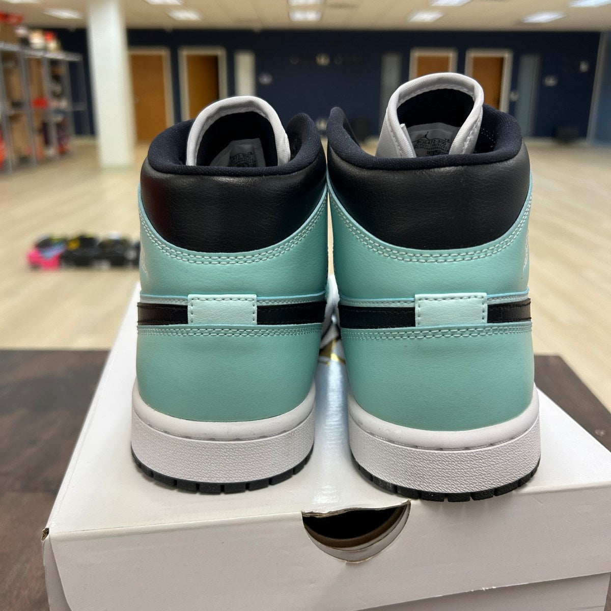 Jordan 1 Mid Aqua Blue Tint (Women's) - Image 4
